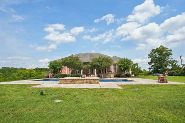 658 Hickory Ridge Rd, Gallatin, TN 37066
