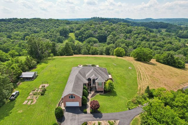 658 Hickory Ridge Rd, Gallatin, TN 37066