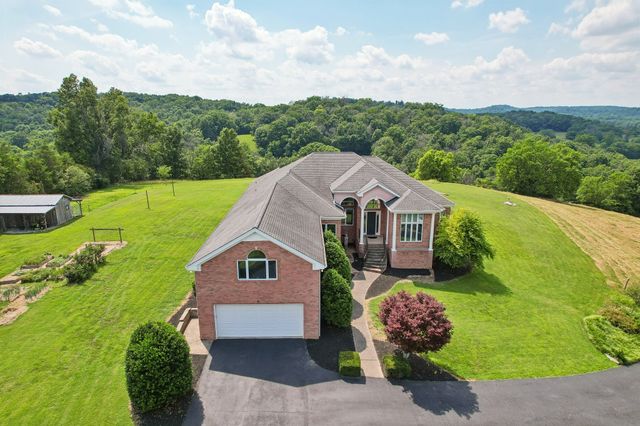 658 Hickory Ridge Rd, Gallatin, TN 37066