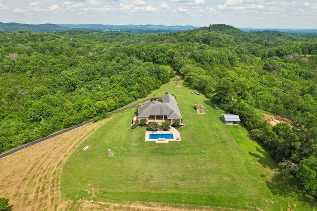 658 Hickory Ridge Rd, Gallatin, TN 37066