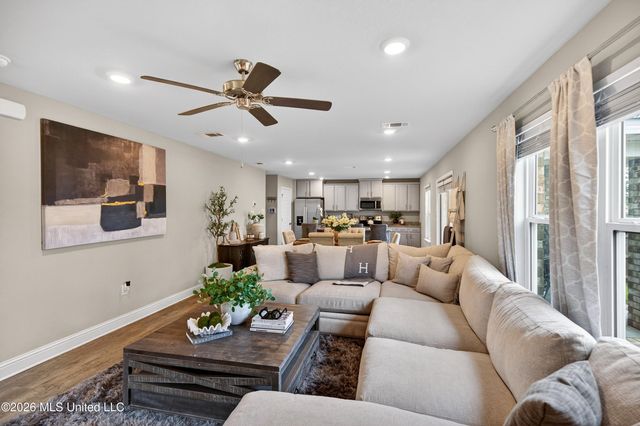 5438 Leeds Lane, Biloxi, MS 39532