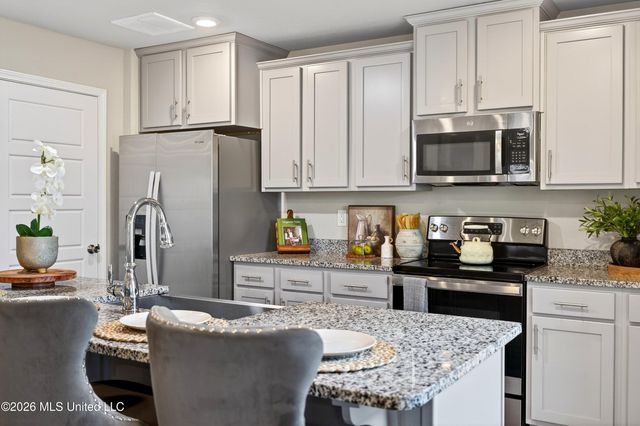 5438 Leeds Lane, Biloxi, MS 39532