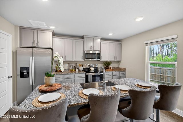 5438 Leeds Lane, Biloxi, MS 39532