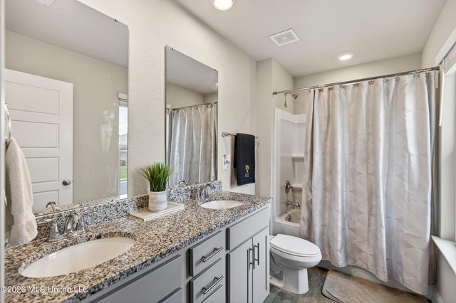 5438 Leeds Lane, Biloxi, MS 39532