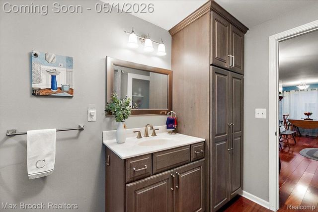 3650 Covert Road, Waterford Charter Township, MI 48328