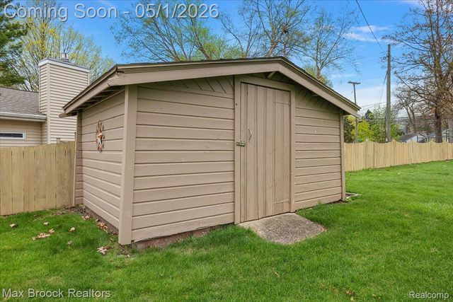 3650 Covert Road, Waterford Charter Township, MI 48328