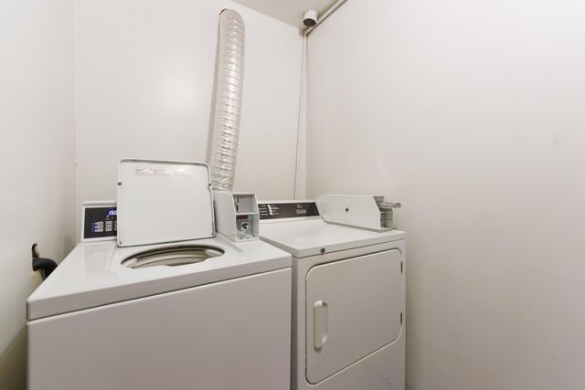 3227 St. Joseph, Kalamazoo City, MI 49001