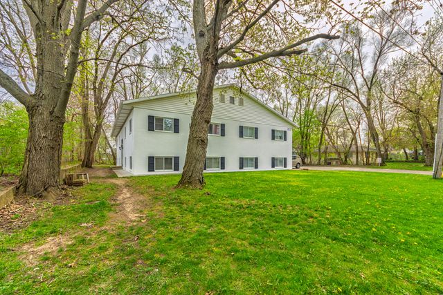 3227 St. Joseph, Kalamazoo City, MI 49001