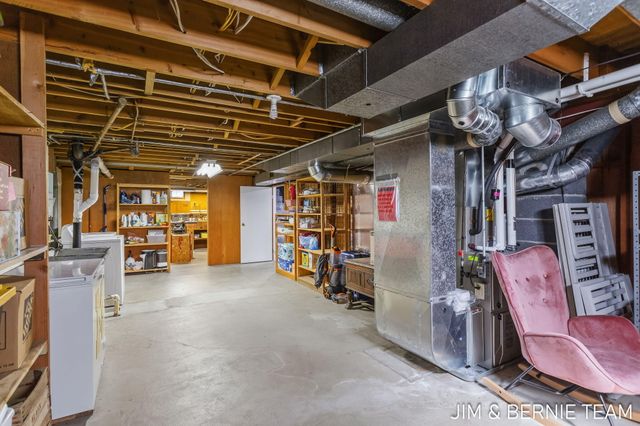 345 Harp Street Se, City Of Kentwood, MI 49548