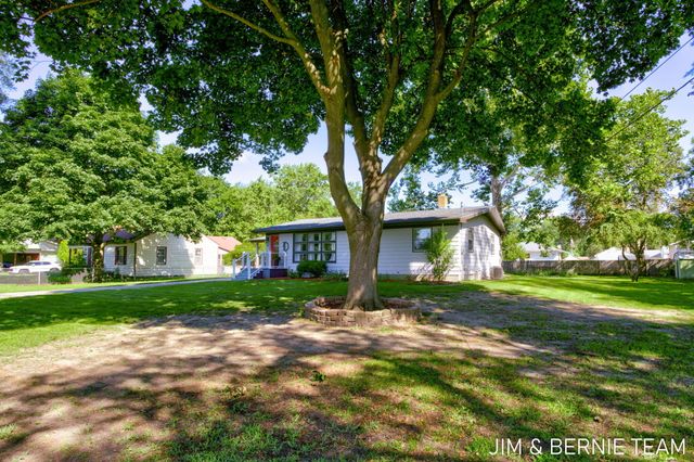345 Harp Street Se, City Of Kentwood, MI 49548