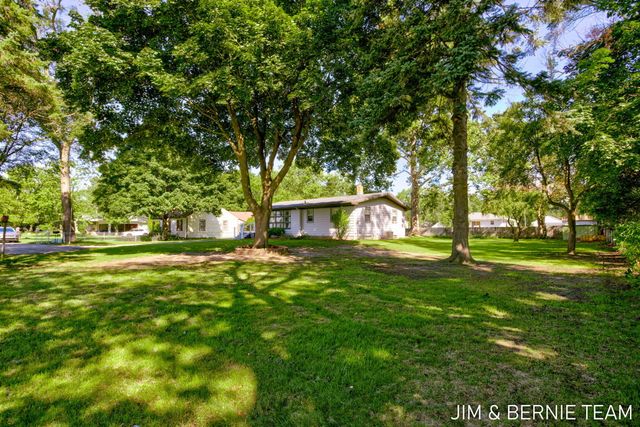345 Harp Street Se, City Of Kentwood, MI 49548