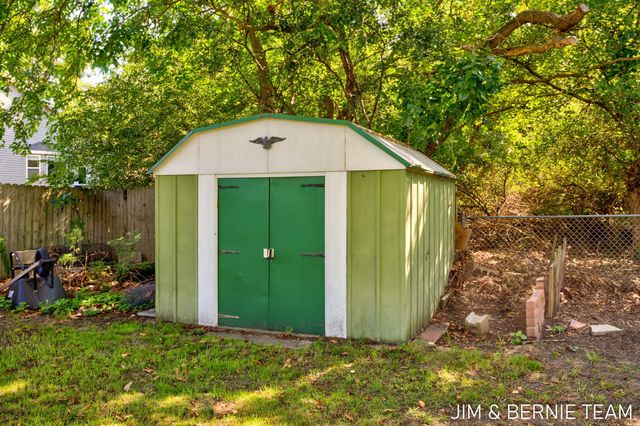 345 Harp Street Se, City Of Kentwood, MI 49548