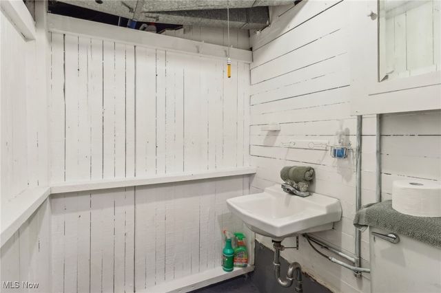 433 S Main Street, Poland, OH 44514