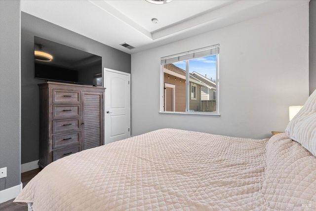 2348 Arista Ln, Santa Rosa, CA 95403