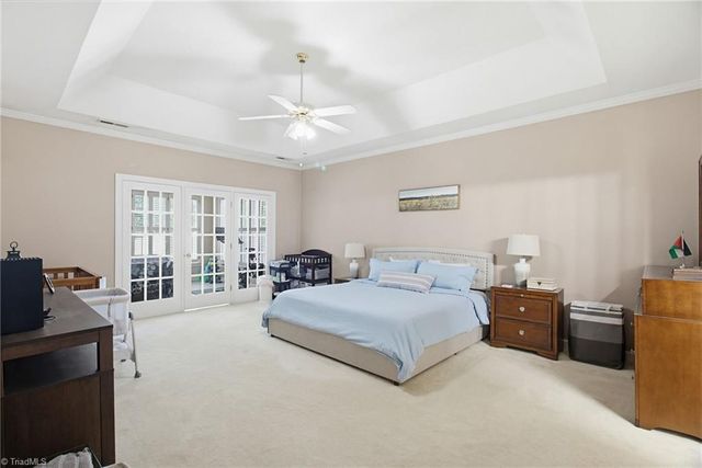 4752 Barrington Place Court, Jamestown, NC 27282