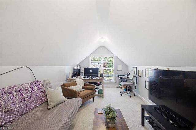 4752 Barrington Place Court, Jamestown, NC 27282