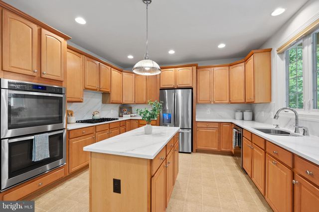 1702 JONAFREE CT, Odenton, MD 21113
