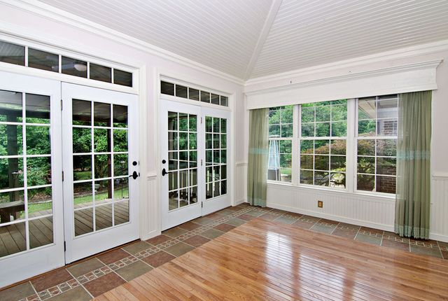 2223 Clearwater Point Drive, Seneca, SC 29672