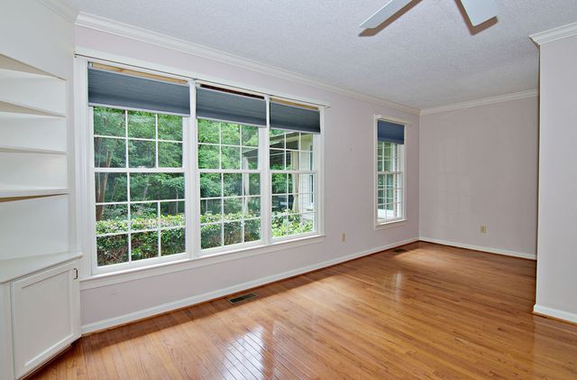 2223 Clearwater Point Drive, Seneca, SC 29672