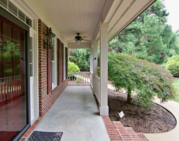 2223 Clearwater Point Drive, Seneca, SC 29672