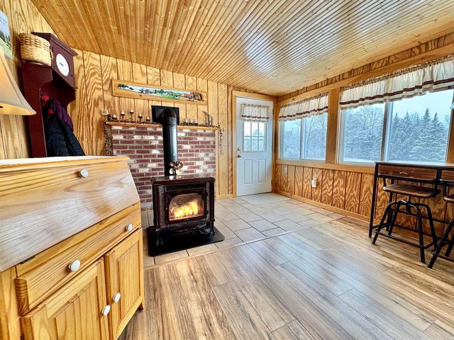 35 Goshen Road East, Bradford, VT 05033