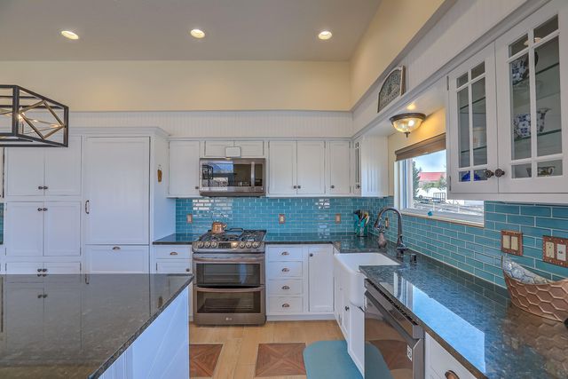 10801 Holly Avenue NE, Albuquerque, NM 87122