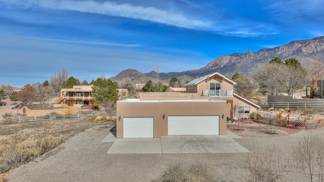 10801 Holly Avenue NE, Albuquerque, NM 87122