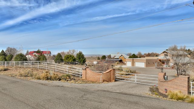 10801 Holly Avenue NE, Albuquerque, NM 87122