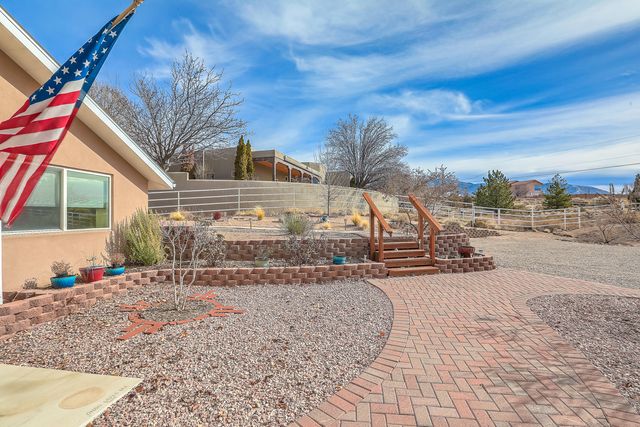 10801 Holly Avenue NE, Albuquerque, NM 87122