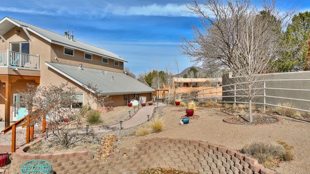 10801 Holly Avenue NE, Albuquerque, NM 87122