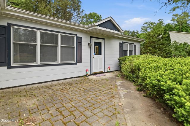 3403 Gari Lane, Guilderland, NY 12303