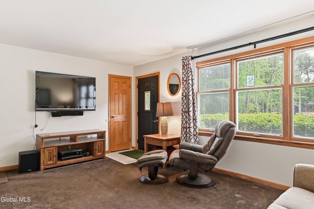 3403 Gari Lane, Guilderland, NY 12303