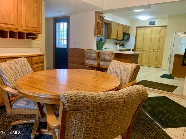 3403 Gari Lane, Guilderland, NY 12303