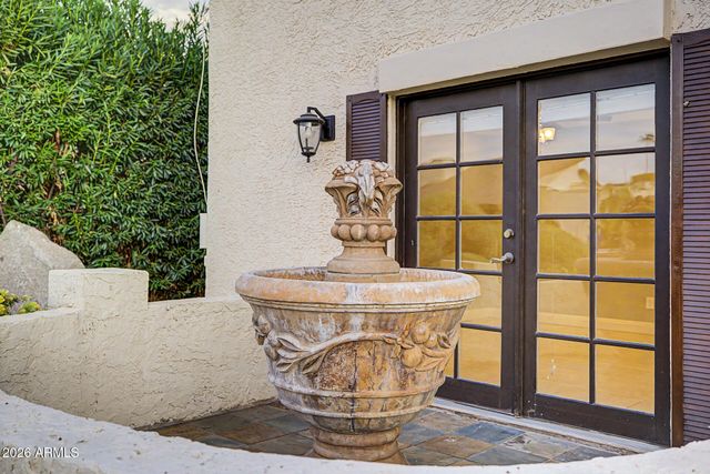 3011 E WINCHCOMB Drive, Phoenix, AZ 85032
