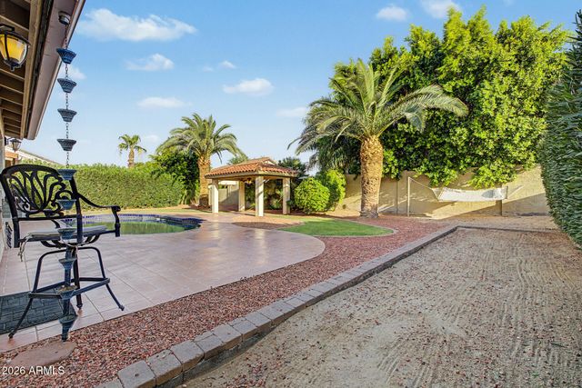 3011 E WINCHCOMB Drive, Phoenix, AZ 85032