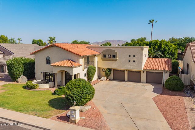 3011 E WINCHCOMB Drive, Phoenix, AZ 85032