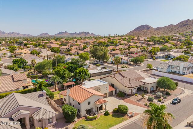 3011 E WINCHCOMB Drive, Phoenix, AZ 85032