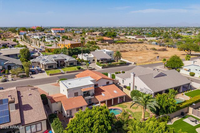 3011 E WINCHCOMB Drive, Phoenix, AZ 85032
