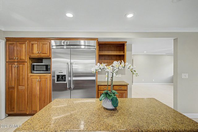 3011 E WINCHCOMB Drive, Phoenix, AZ 85032