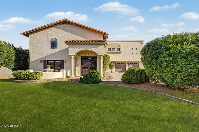3011 E WINCHCOMB Drive, Phoenix, AZ 85032