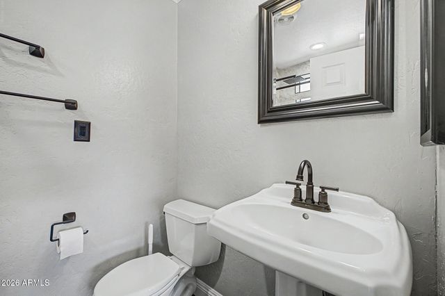 3011 E WINCHCOMB Drive, Phoenix, AZ 85032