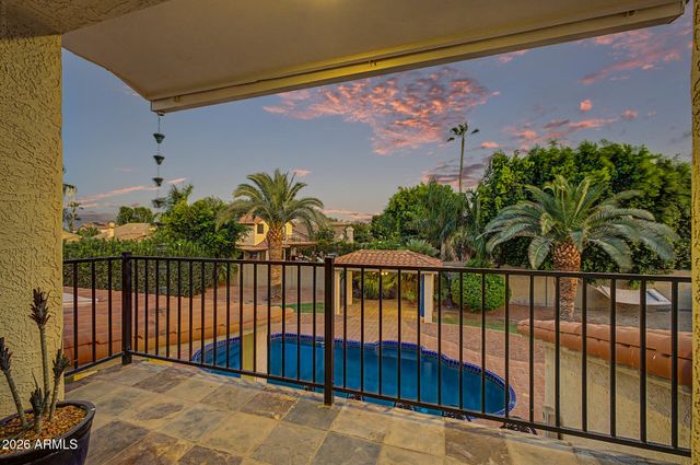 3011 E WINCHCOMB Drive, Phoenix, AZ 85032