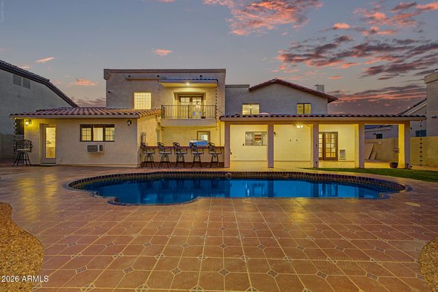 3011 E WINCHCOMB Drive, Phoenix, AZ 85032