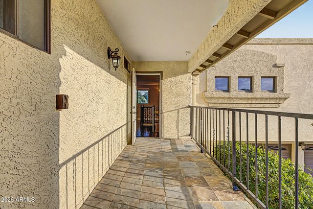 3011 E WINCHCOMB Drive, Phoenix, AZ 85032
