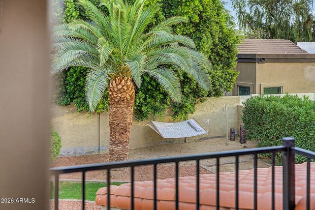 3011 E WINCHCOMB Drive, Phoenix, AZ 85032
