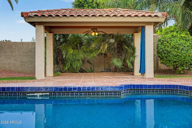 3011 E WINCHCOMB Drive, Phoenix, AZ 85032