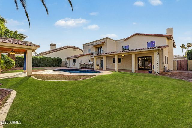 3011 E WINCHCOMB Drive, Phoenix, AZ 85032