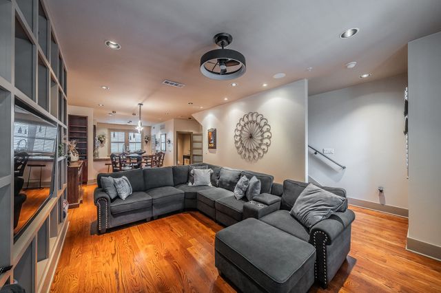 6350 Oriole Drive, Dallas, TX 75209