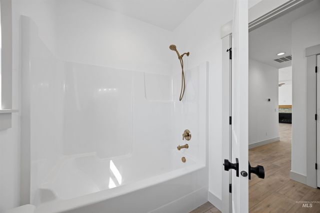 451 W Elaine Ct, Nampa, ID 83686