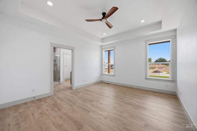451 W Elaine Ct, Nampa, ID 83686